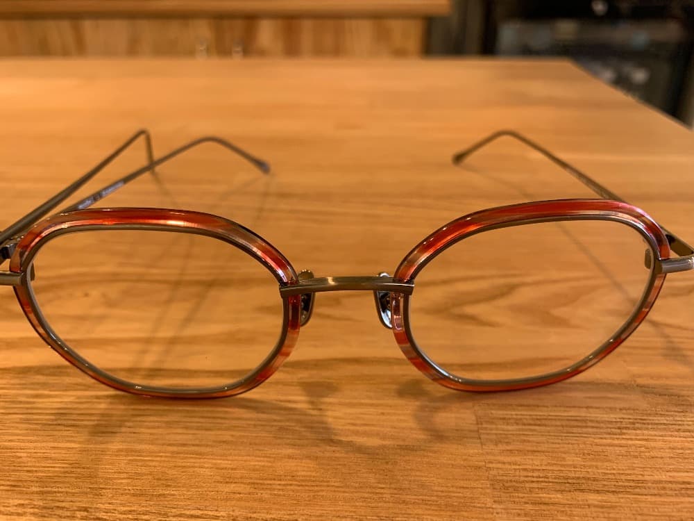 【2022年版・メガネ/サングラスの選び方】PD（瞳孔間距離、英語：Pupillary Distance）についてお話しします I METRONOME