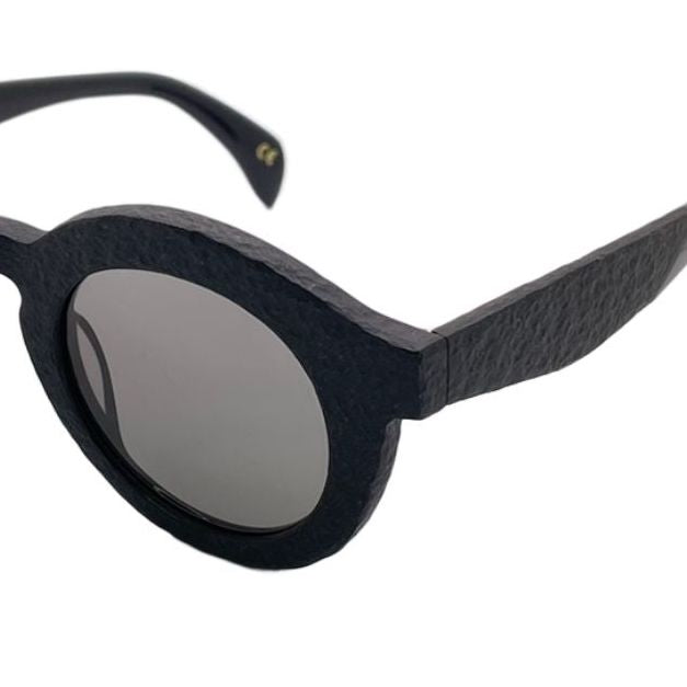 [Specially processed product, limited to one item] COOLEST C1 Black fossil surface model