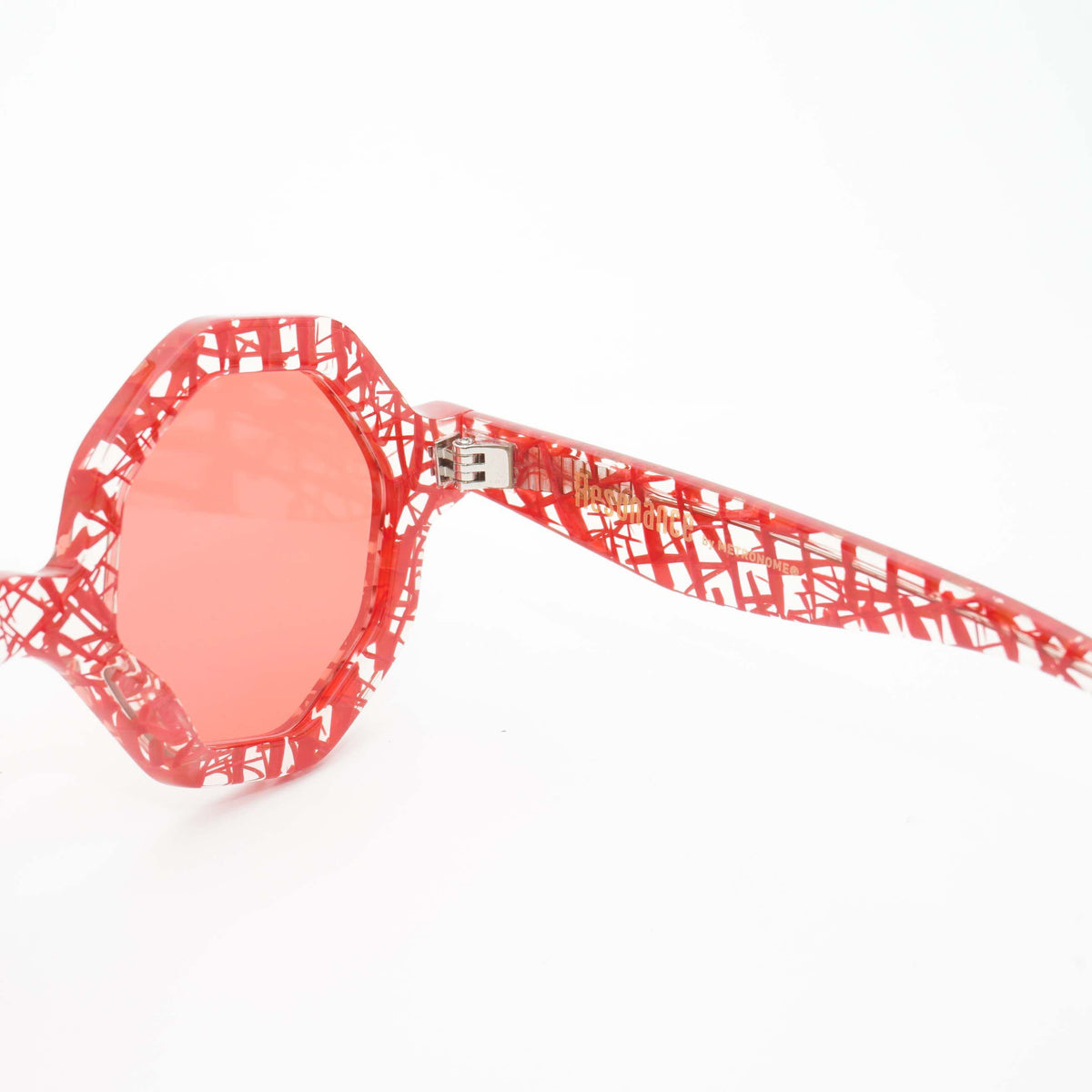 resonance_metronome_balancier_sunglass