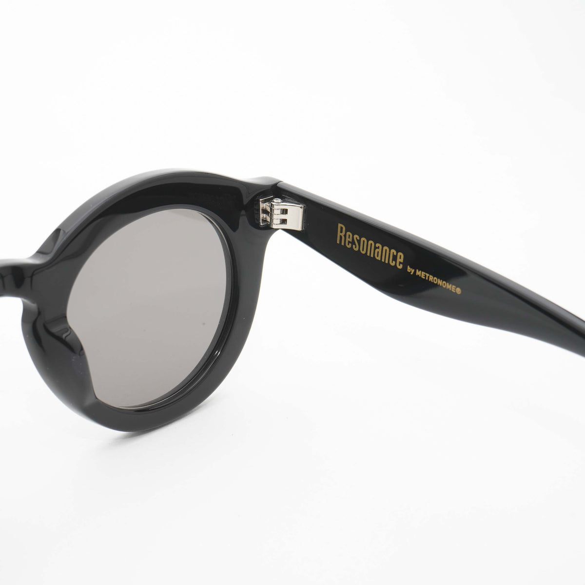 resonance_metronome_coolest_sunglass