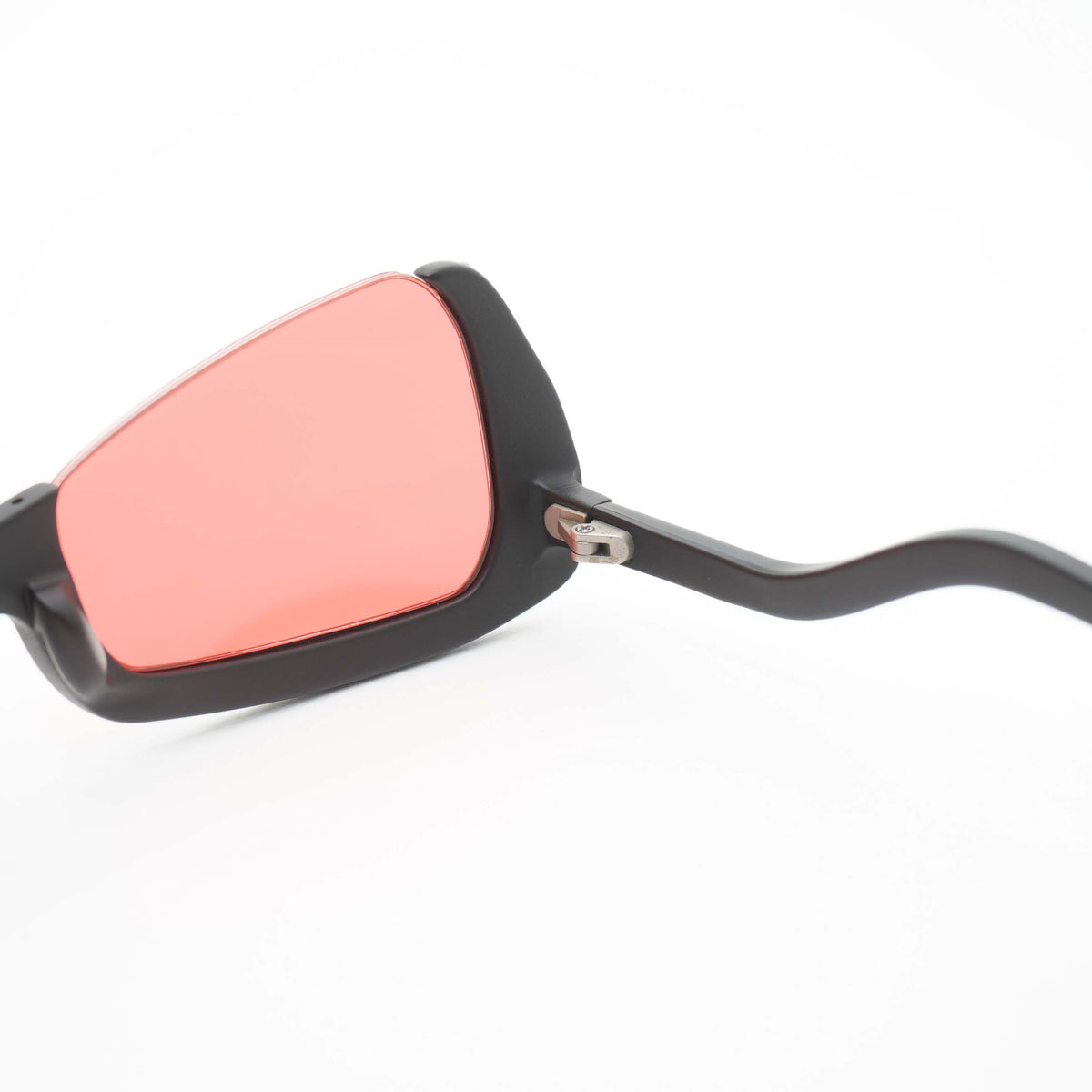 resonance_metronome_trigger_sunglass_acetate